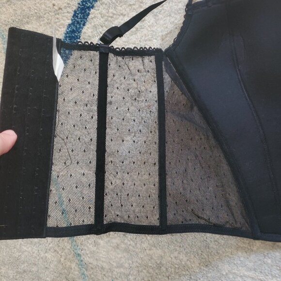 Bustier Lace Corset || Medium || EUC - Picture 4 of 10
